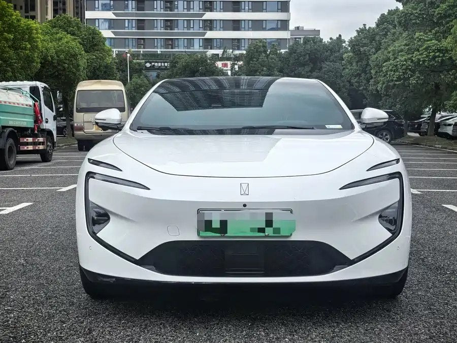 2025 Avatr 12 Ultra | Pure Electric AWD Luxury Sedan