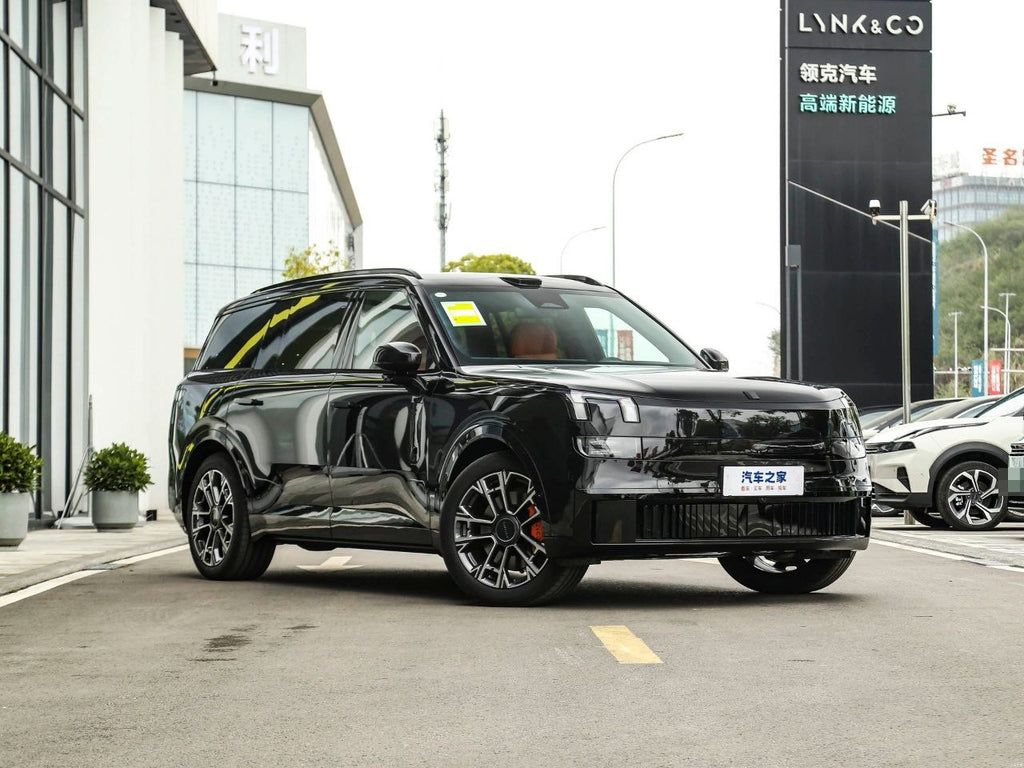 2025 Lynk & Co 900 1.5T EM-P Ultra 6-Seater | Black