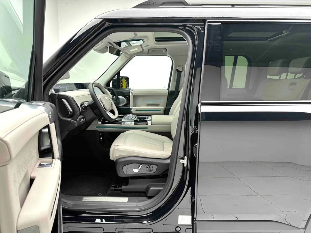 2025 Jetour G700 CDM-O 2.0T Wild Edition 5-Seater | Black 14,000 km
