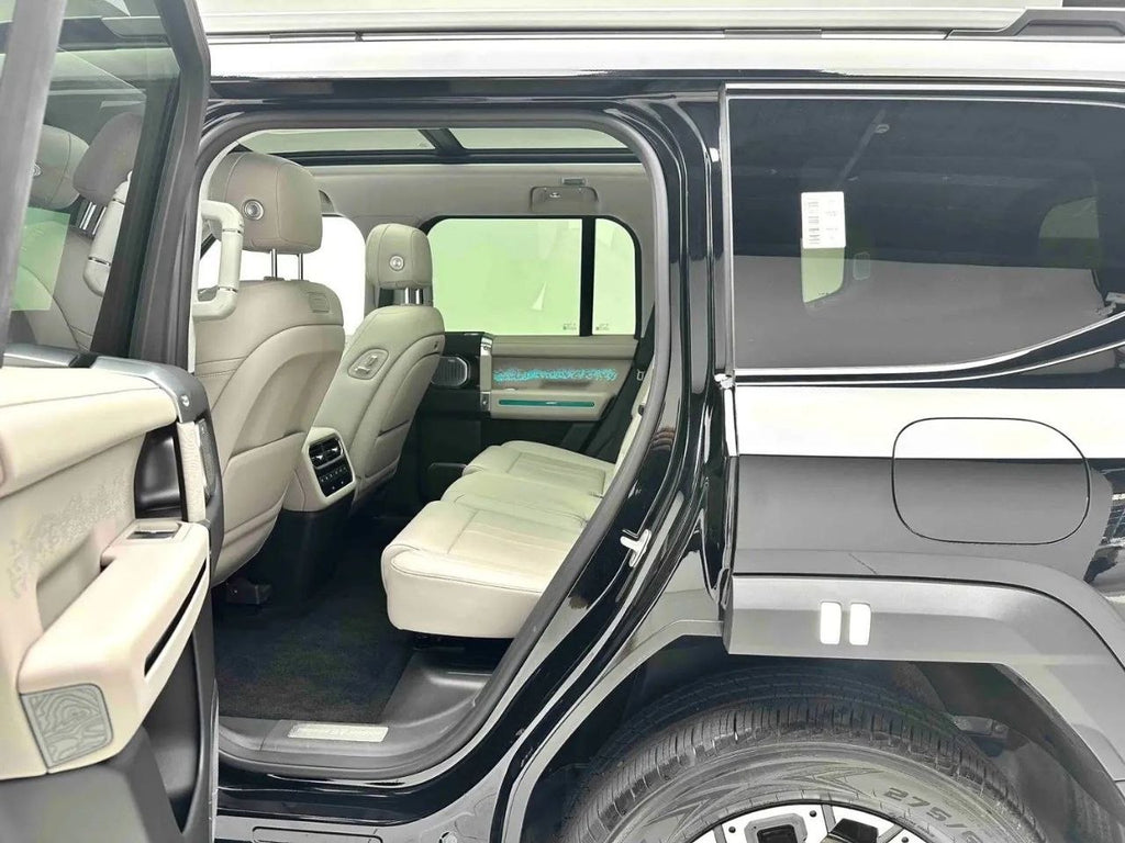 2025 Jetour G700 CDM-O 2.0T Wild Edition 5-Seater | Black 14,000 km