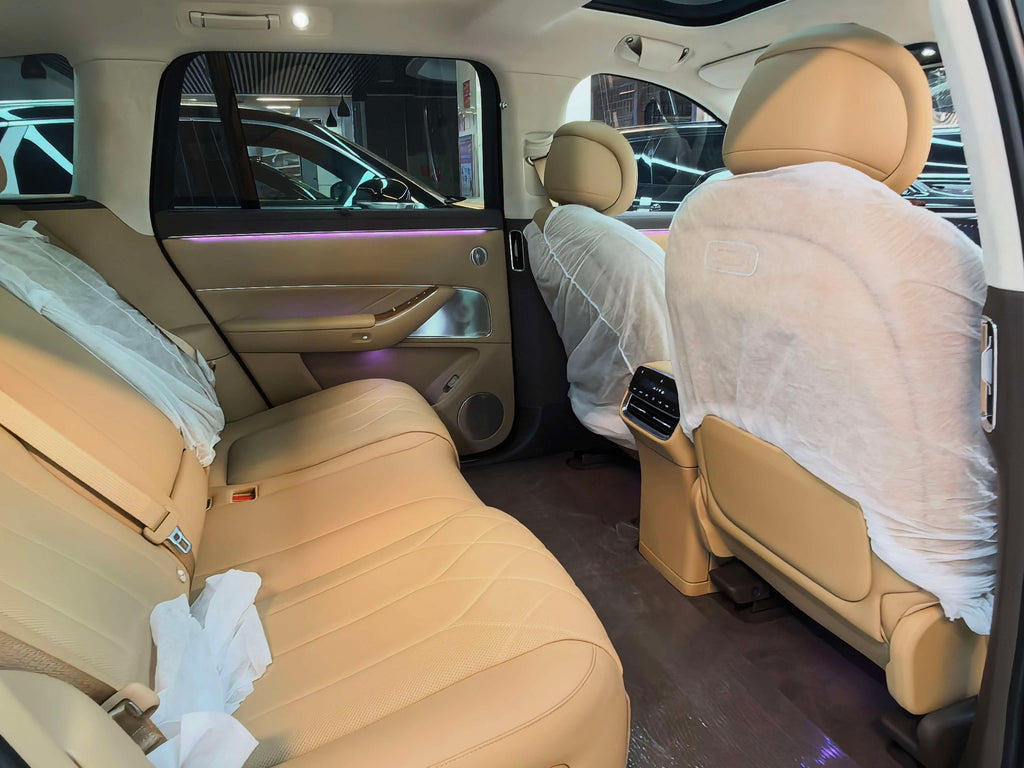 2025 AITO M8 EREV Max (5-Seater Hybrid)